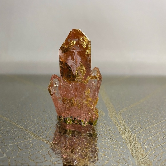 [❌]  Light pink crystal cluster with gold flakes inside 💖 - Picture 7 of 16